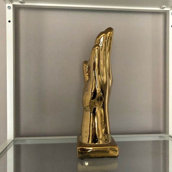 Gold metallic hand sculpture - Picture 2 of 6